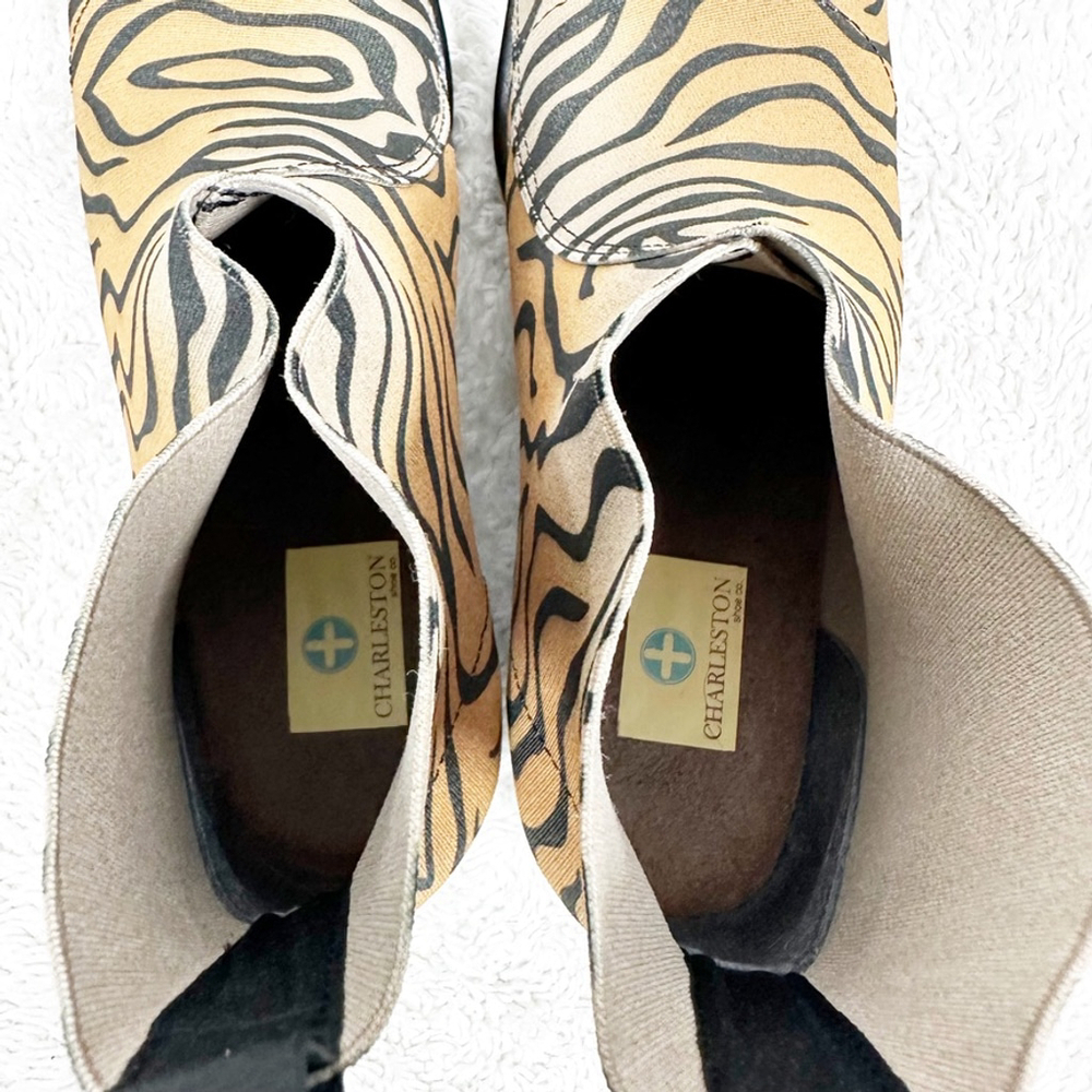 Charleston Shoe Co Telfair Tiger Stripe Print Ankle Boots Slip on Heels Size 9 - Picture 7 of 11